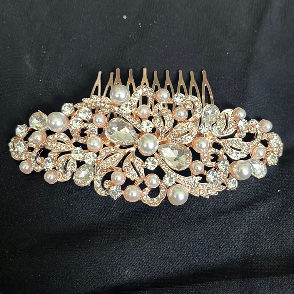 Beautiful luxurious hair clip